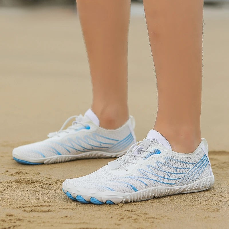 Lightweight barefoot athletic sneakers