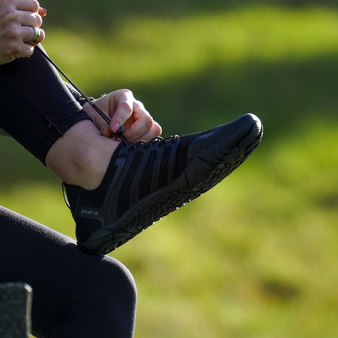 Barefoot water shoes for sports and the beach 